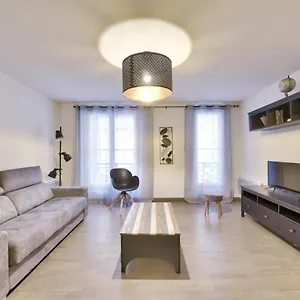 https://modern-2-bedroom-flat-3min-from-the-vieux-port.fr-provencehotel.com